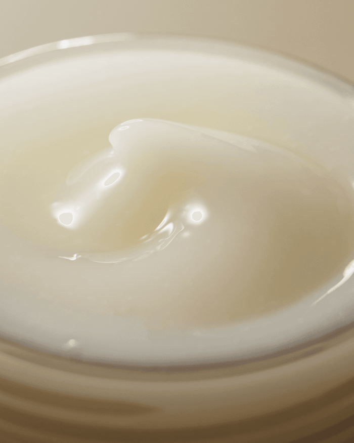Dark Spot Correcting Glow Cream – view 2